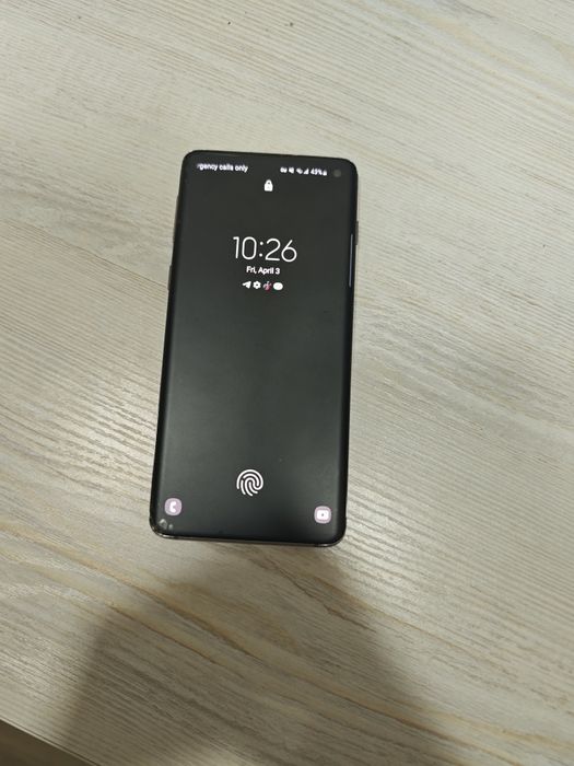 Samsung s10 с прозрачной крышкой