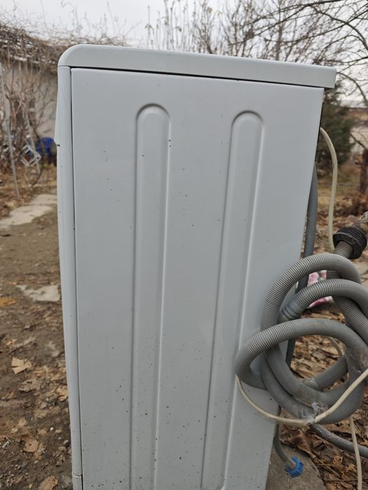 Стиральная машина indesit