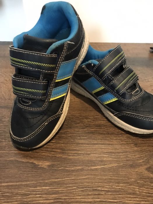 Детски дрехи;Маратонки