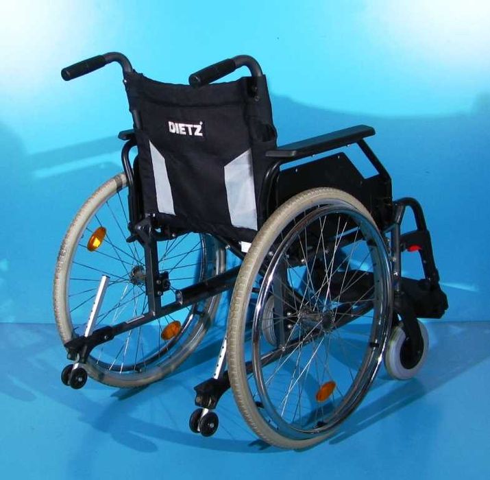 Scaun cu rotile handicap Dietz - latime sezut 45 cm