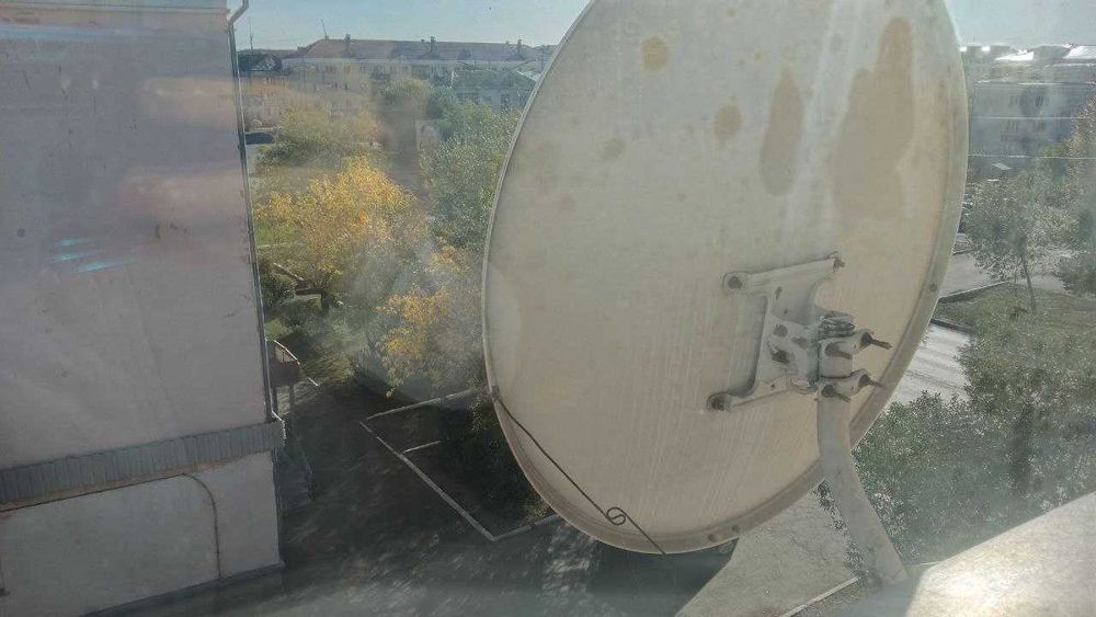 Спутниковая тарелка без конвертора на металл самовывоз