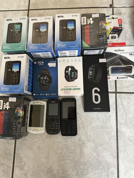 Телефони с копчета карта памет флашка смарт гривна смарт часовник