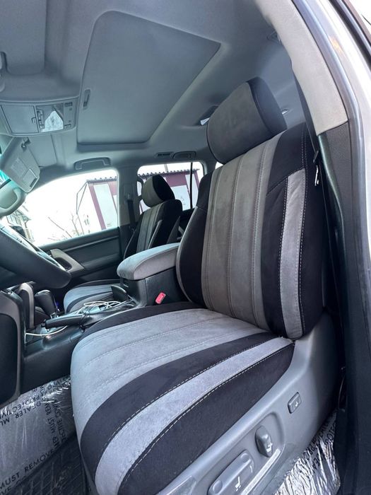 Авточехлы в Азия Парке