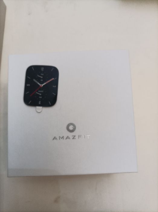 Умные часы Amazfit GTS 2  как новая, подарили куплена немного дороже
