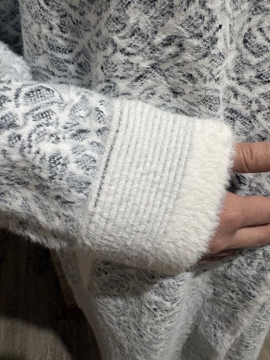 Новый, теплый кардиган