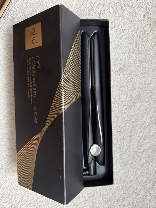 Placa de indreptat par Ghd Mini, placi subtiri, negru