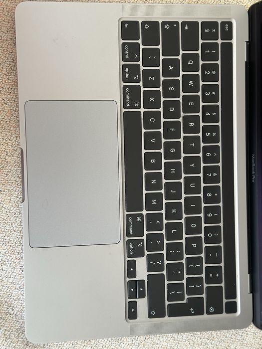 MacBook Pro 13” (2020) с touch bar