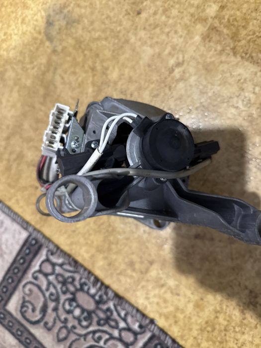 Двигатель от стиральной машины