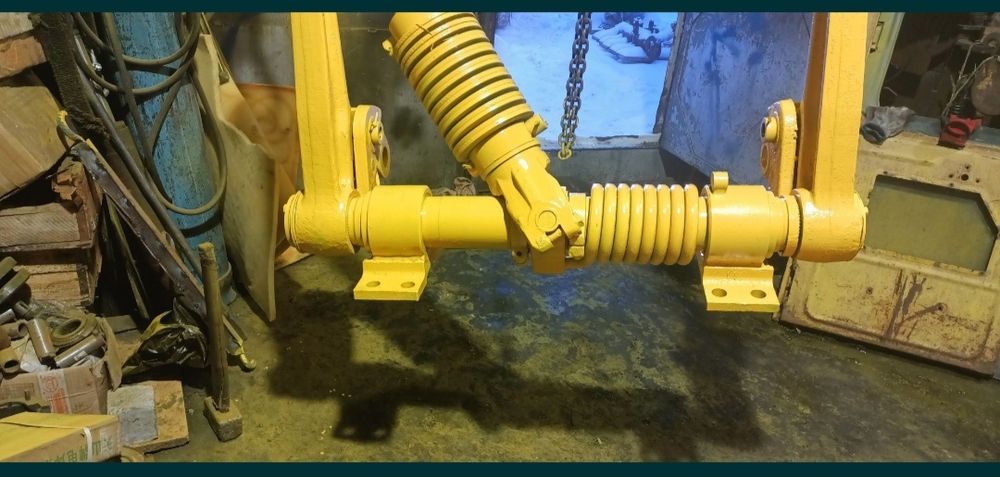 Продам навеску К700,К701