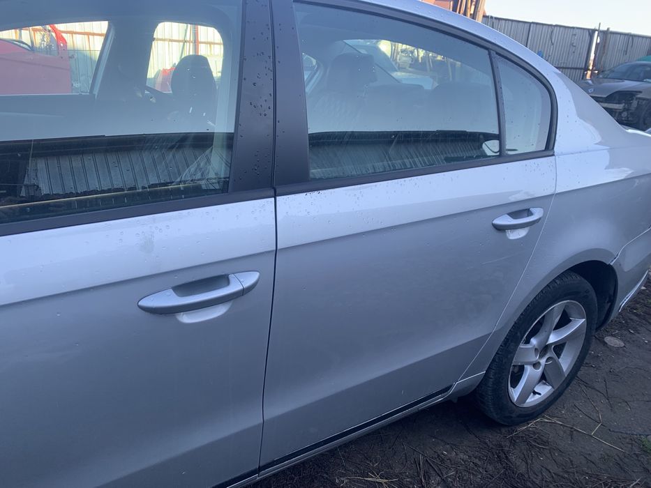 Usa/Portiera Stanga/Dreapta Fata/Spate VW Passat B7