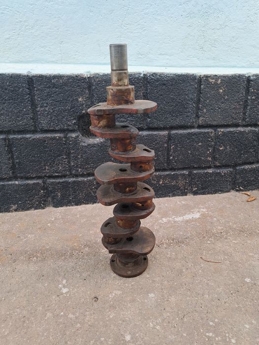 Продаётся новый коленвал на Волгу Газ24