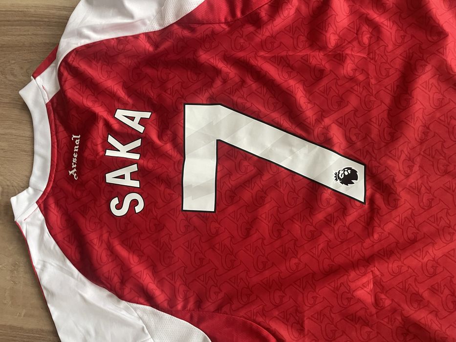 Tениска на Арсенал
