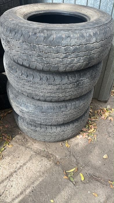 Продам шины 255/70/15 с