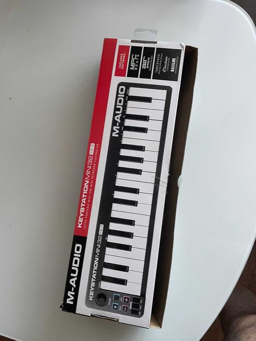 продам MIDI клавиатуру