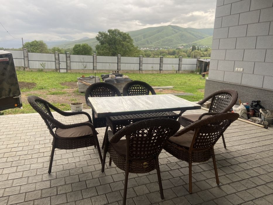 Ротанг , садовая мебель