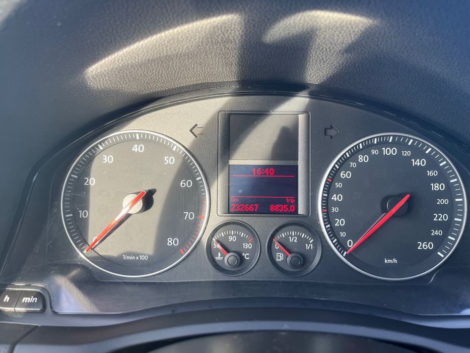 Volkswagen Golf 5 2006 2.0 FSI 4x4