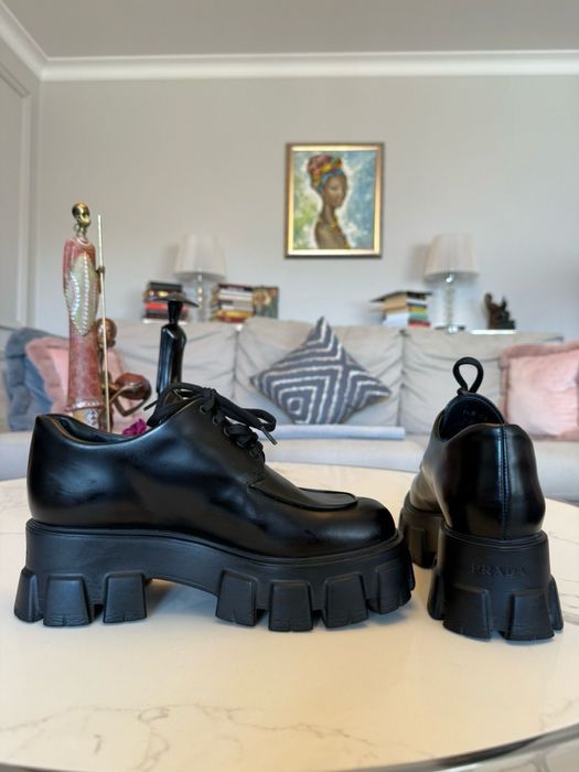 Обувки PRADA лоуфъри