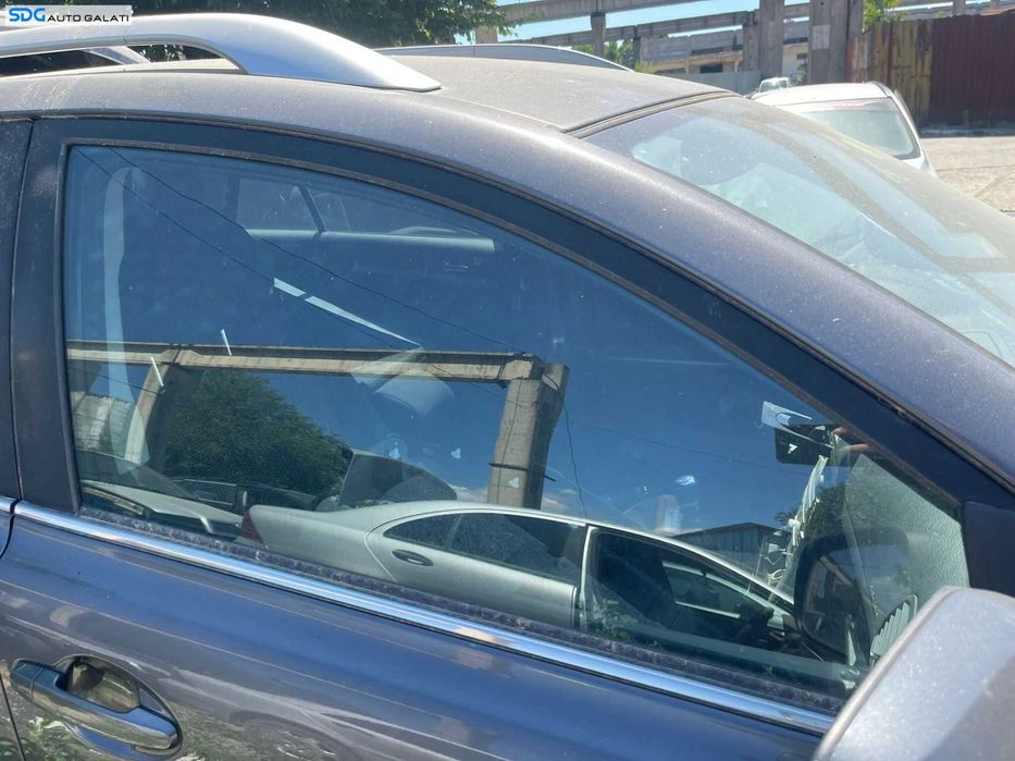 Geam Sticla de pe Usa Portiera Dreapta Fata Toyota Avensis T25 2003 - 2009 [C6280]