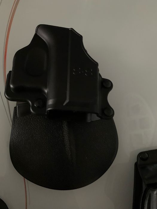 Кобур за пистолет Глок G 19
