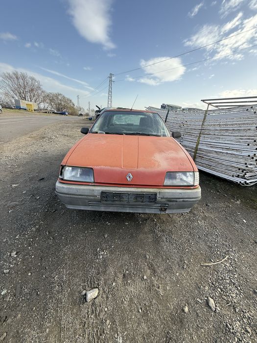 Рено 19 безин на части