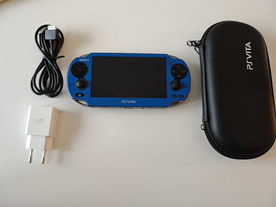 Sony PS Vita Playstation Vita - качени много игри