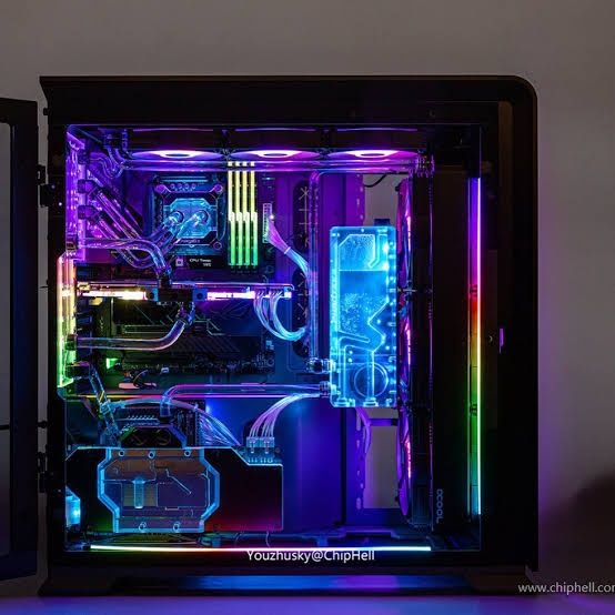 Phanteks Enthoo 719 Extreme Workstation and Dual-system