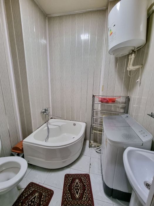 Srochna Vagzal karavan oldida  ijaraga uy beriladi