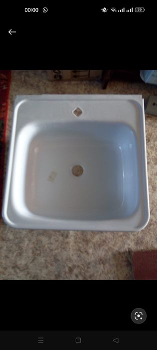 Плита с кружочками,самовар и другие