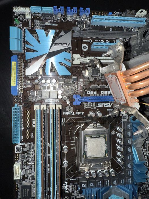 Материнская плата ASUS P7P55D PRO + core i7-860 + 8гб ОЗУ