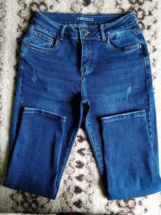 Дамски сиви дънки ,и клин Lee Cooper
