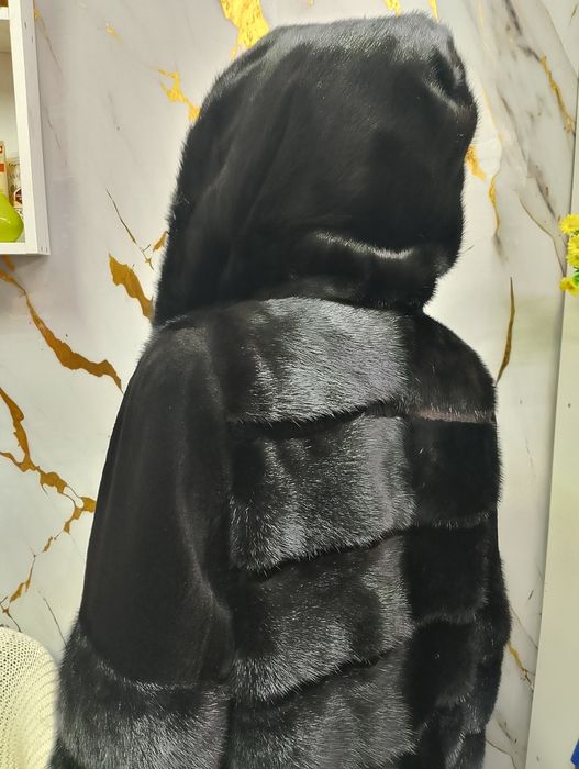 Продам норковую шубу б/у