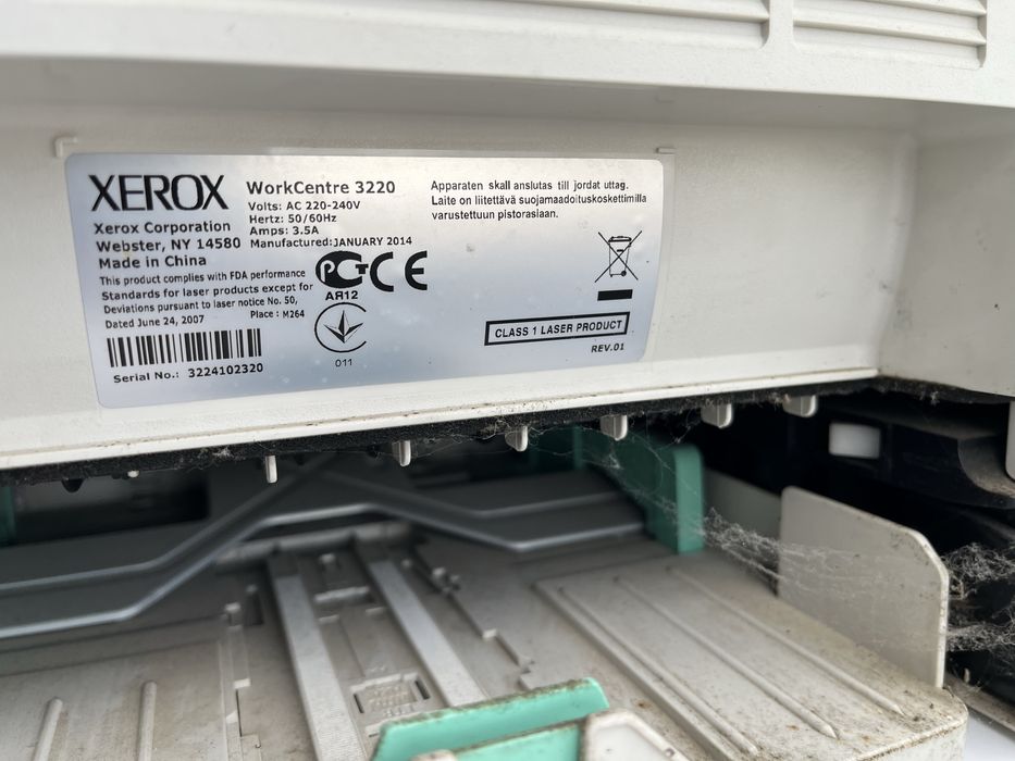 Принтер Xerox черно-белый