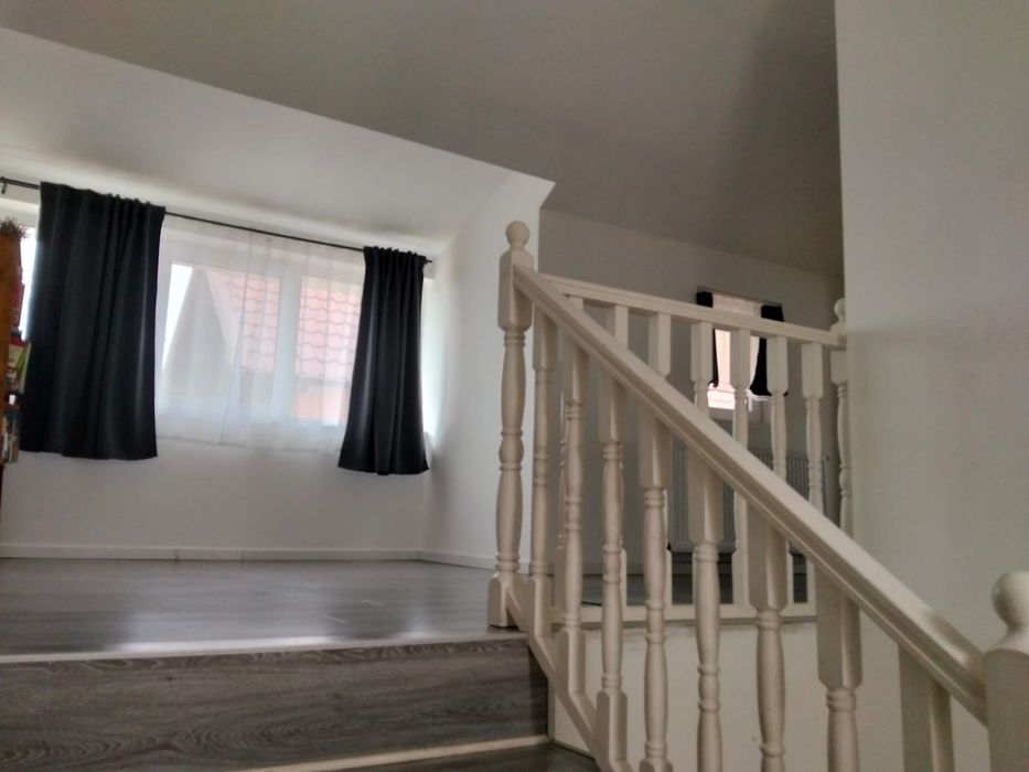 Vând casa in Siminoc