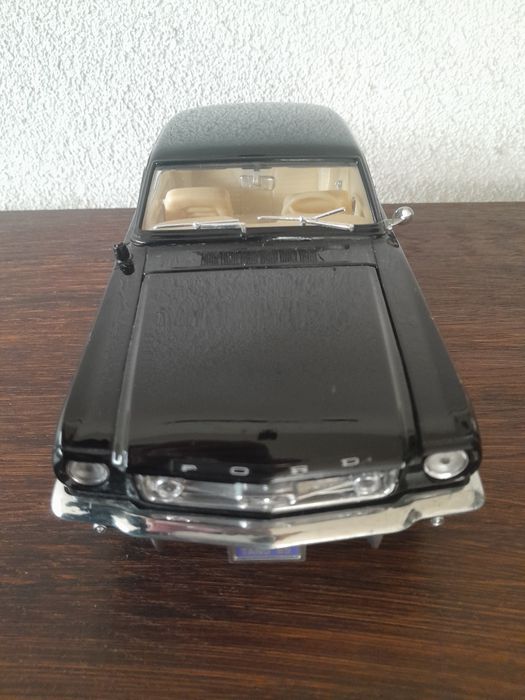 Mustang,  macheta din metal scara 1.18