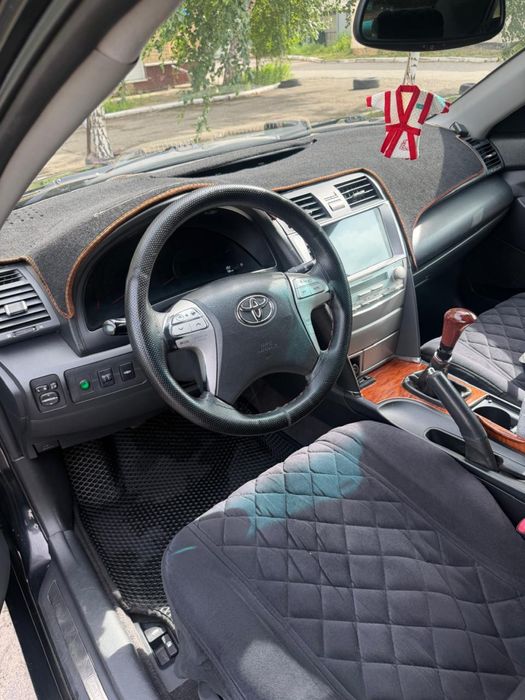 Срочно продается Toyota Camry!