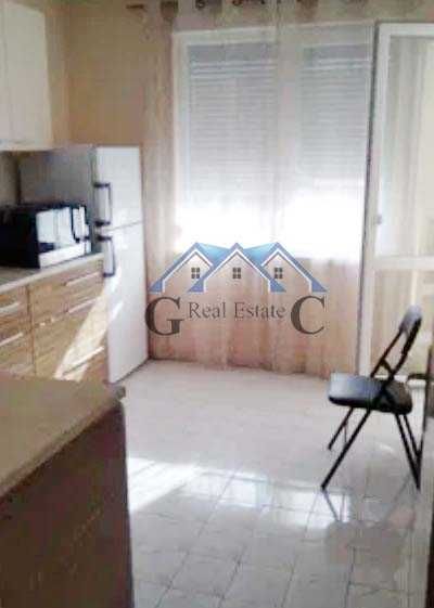 Дава се под наем Тристаен апартамент в Варна, Червен площад - 82 кв.м за 357 € - Снимка #2