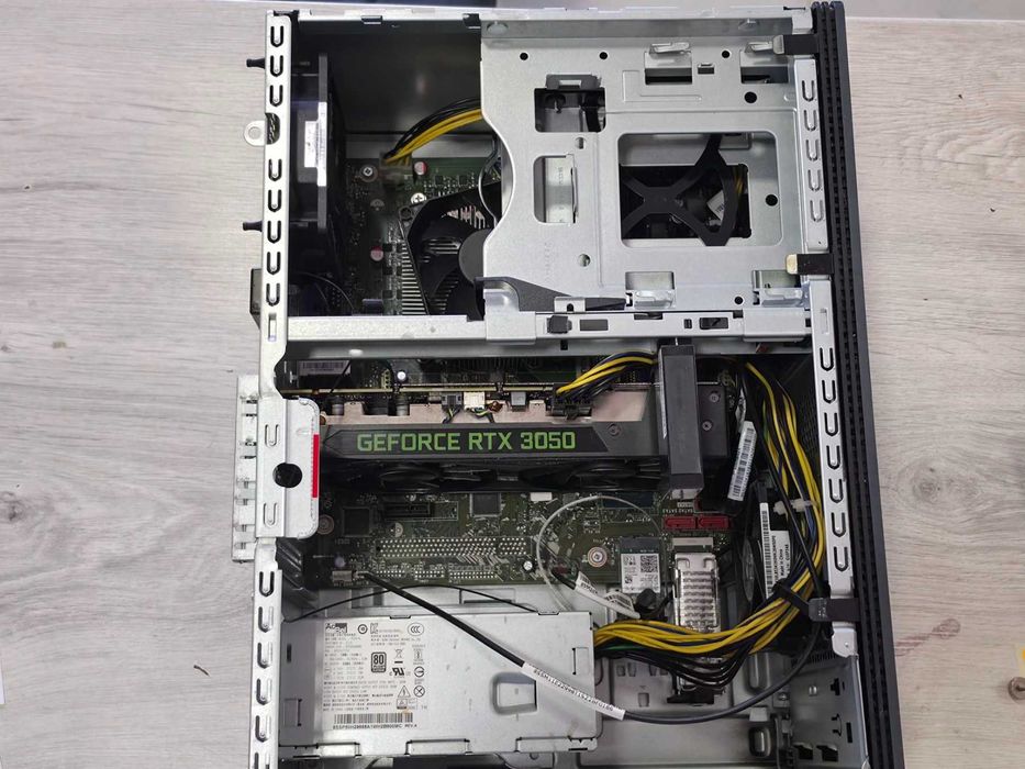 Компютър Lenovo IdeaCentre Gaming 5 17IAB7 – i5-12400F / RTX 3050 8GB / 16GB RAM / 512GB SSD