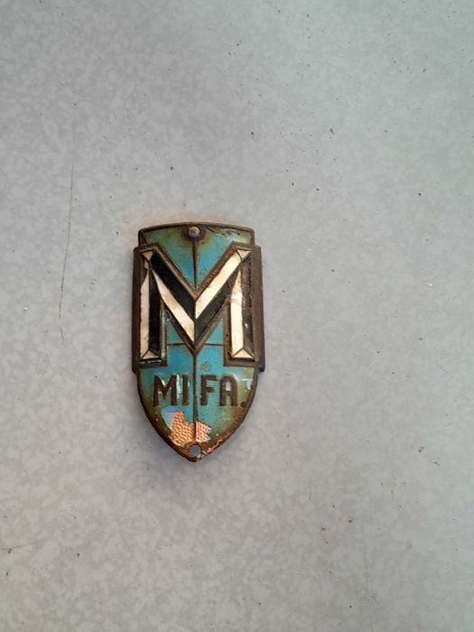 Ретро Емблема на MIFA