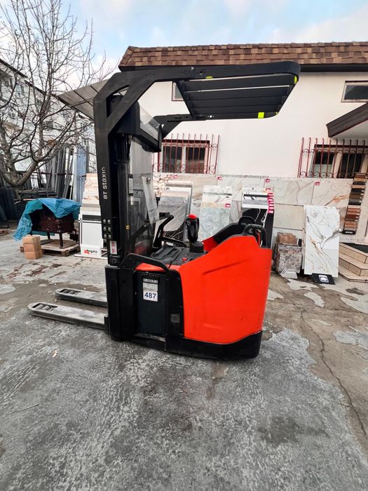 Liza electrica cu catarg Toyota/ schimb cu autoturism