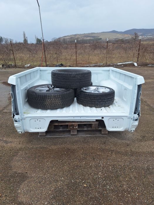 Каросерия За Исузо Д-Макс 2019-2023 Година Isuzu D-Max Кабина  и 1/2