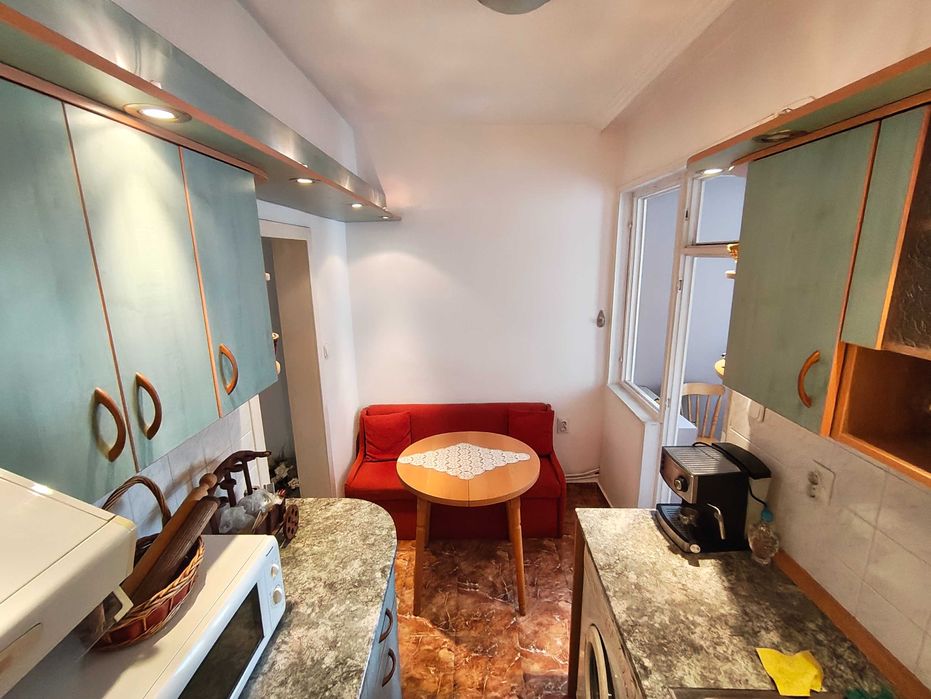 Продава се Двустаен апартамент в Търговище, Център - 57 кв.м за 1486 €/кв.м - Снимка #1