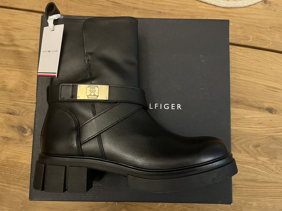 Дамски боти Tommy Hilfiger