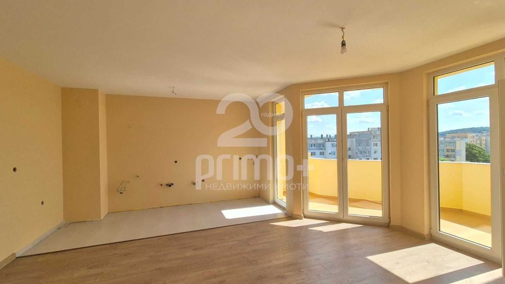 Продава се Четиристаен апартамент в Велико Търново, Бузлуджа - 161 кв.м за 1181 €/кв.м - Снимка #1