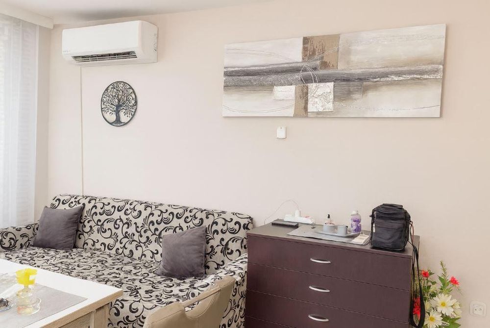 Дава се под наем Тристаен апартамент в Варна, Владислав Варненчик - 84 кв.м за 500 € - Снимка #2