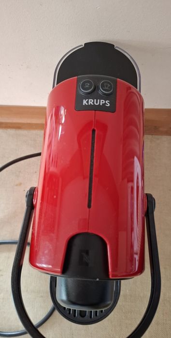 Кафемашина Nespresso Inissia XP100