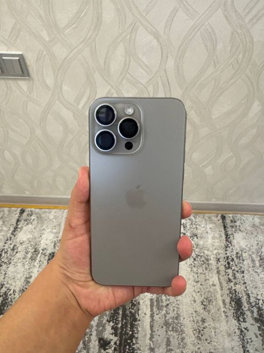 Продам iphone 15 pro max 256 гб