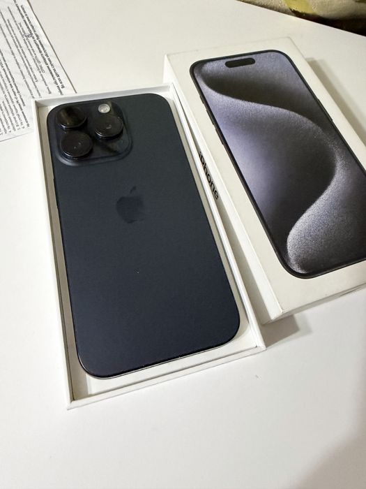 Продам Айфон 15 про