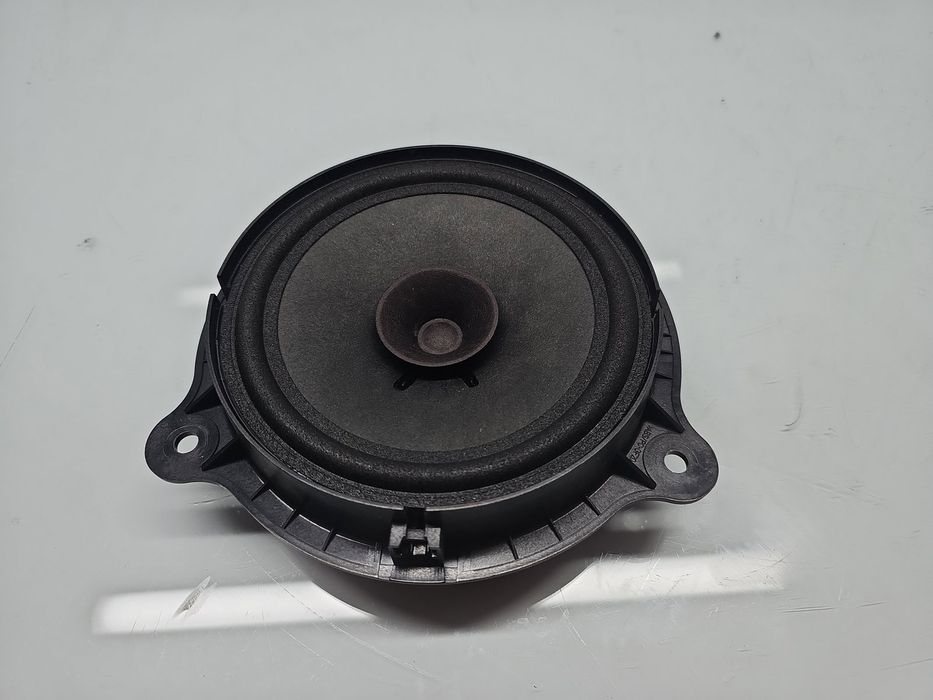 Boxa stanga fata Renault Clio 4 (B98) Hatchback [Fabr 2012-2020] OEM