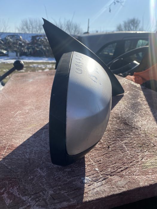 Дясно огледало електрическо за опел корса ц