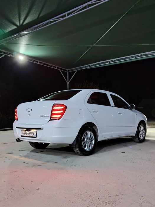 Cobalt sotiladi marafet toza moshin.Кобалт сотилади